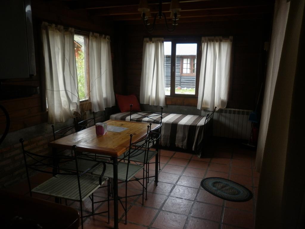 Cabanas Cerro Torre Villa เอลชัลเตน ภายนอก รูปภาพ